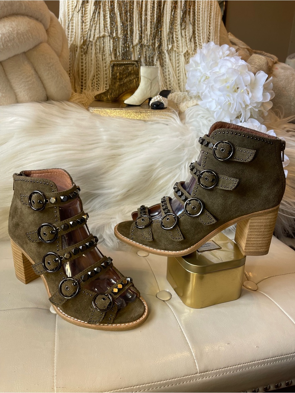 Jeffrey Campbell NWOT “The Bess-Stud” Sandal Suede Ankle Boots in Olive